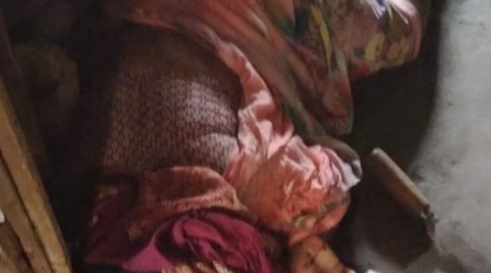 পাইকগাছায় বিধবা নারিকে কুপিয়ে হত্যা