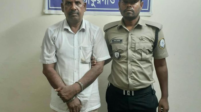 রাণীশংকৈলে জামিনের ৫ দিনের মাথায় ১৮০০ ইয়াবাসহ ফের গ্রেফতার ওয়ার্ড বিএনপি বহিষ্কৃত নেতা