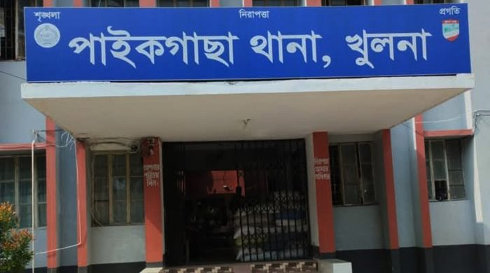 পাইকগাছায় পুলিশের অভিযানে গ্রেফতার-৪